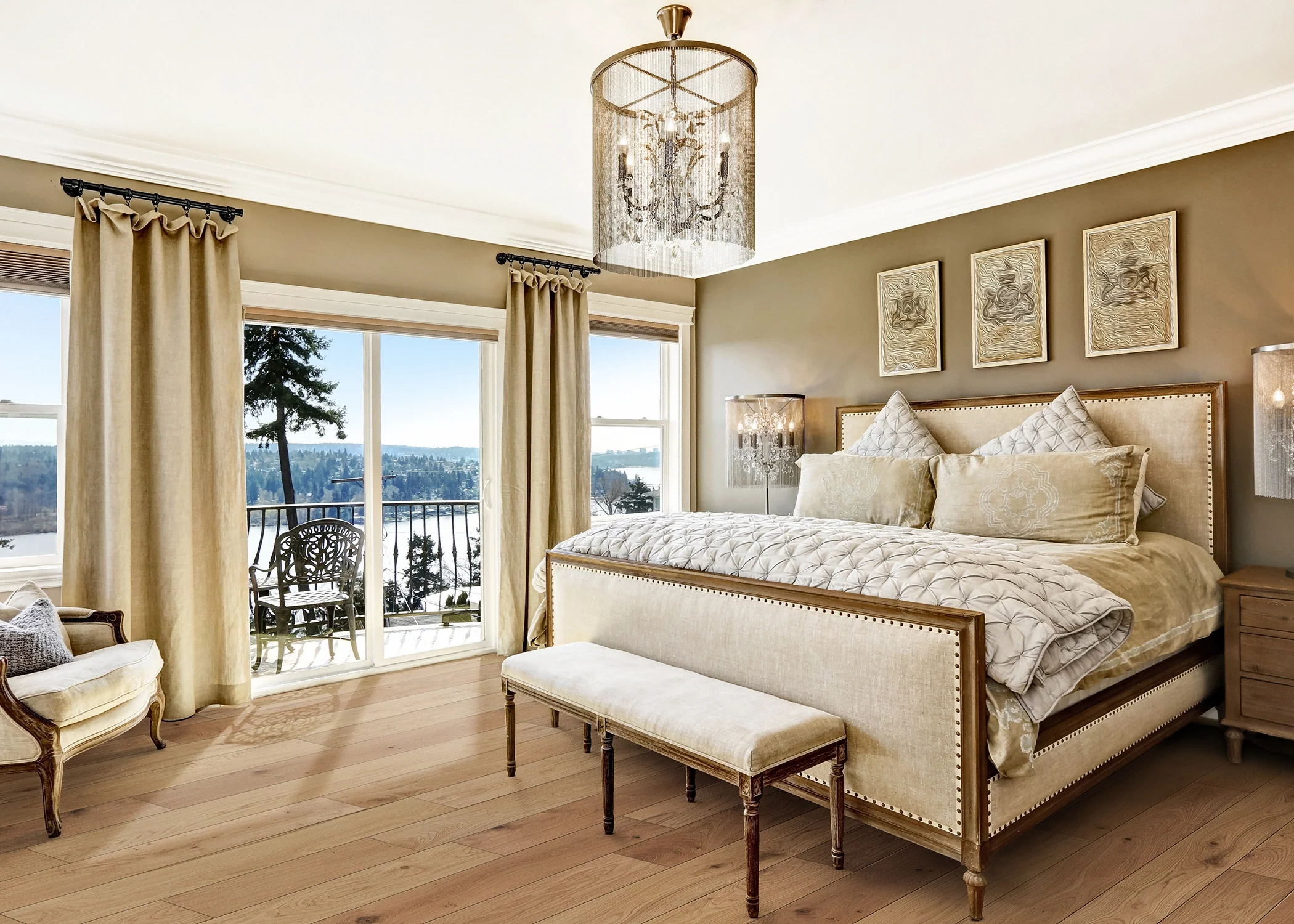 3/8 in. Blue Ridge Oak Distressed Prefinished Engineered Hardwood Flooring 6.38 in. Wide