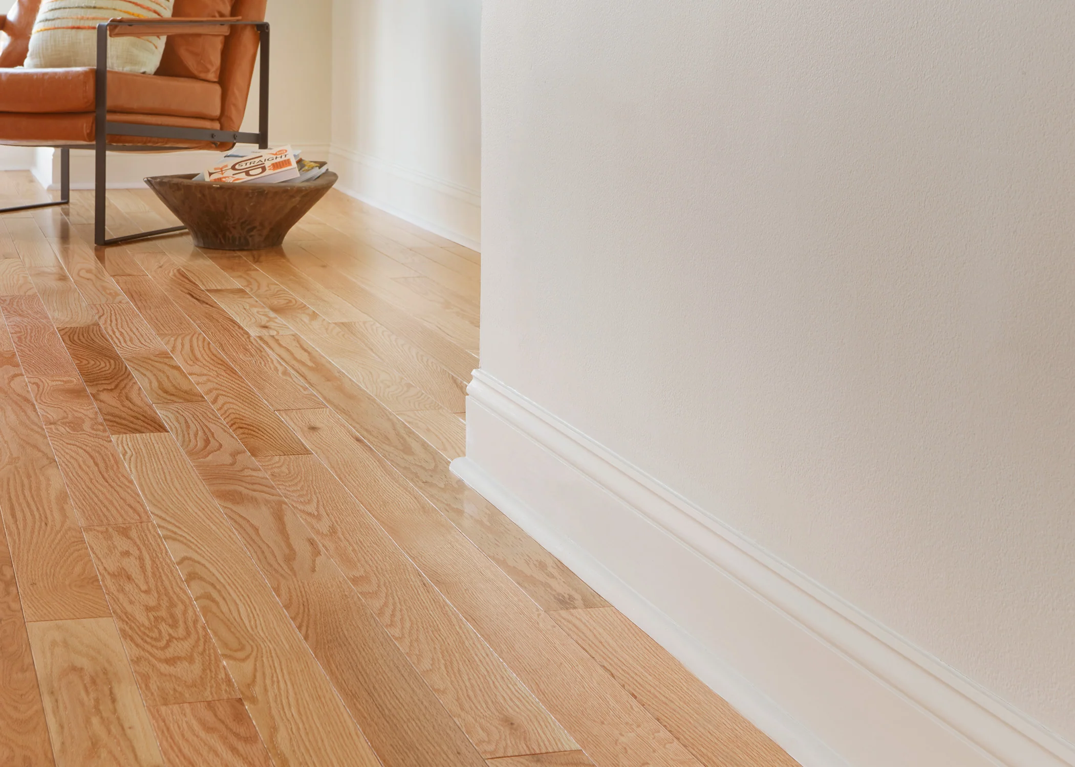 3507-lwm163ep-9-16-in.-thick-x-5-1-4-in.-tall-x-8-ft.-length-pfj-white-primed-colonial-baseboard-2.webp LWM163EP 9/16 in. Thick x 5-1/4 in. Tall x 8 ft. Length PFJ White Primed Colonial Baseboard