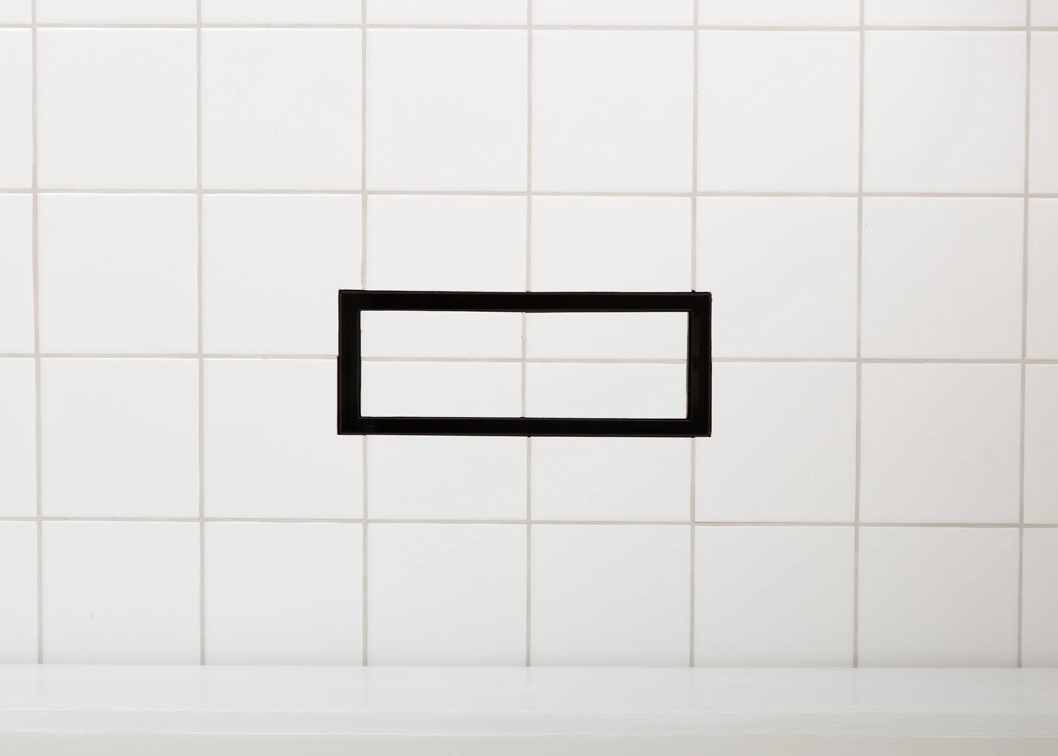 Flushmount Lite Matte Black 4"x12" - PRO